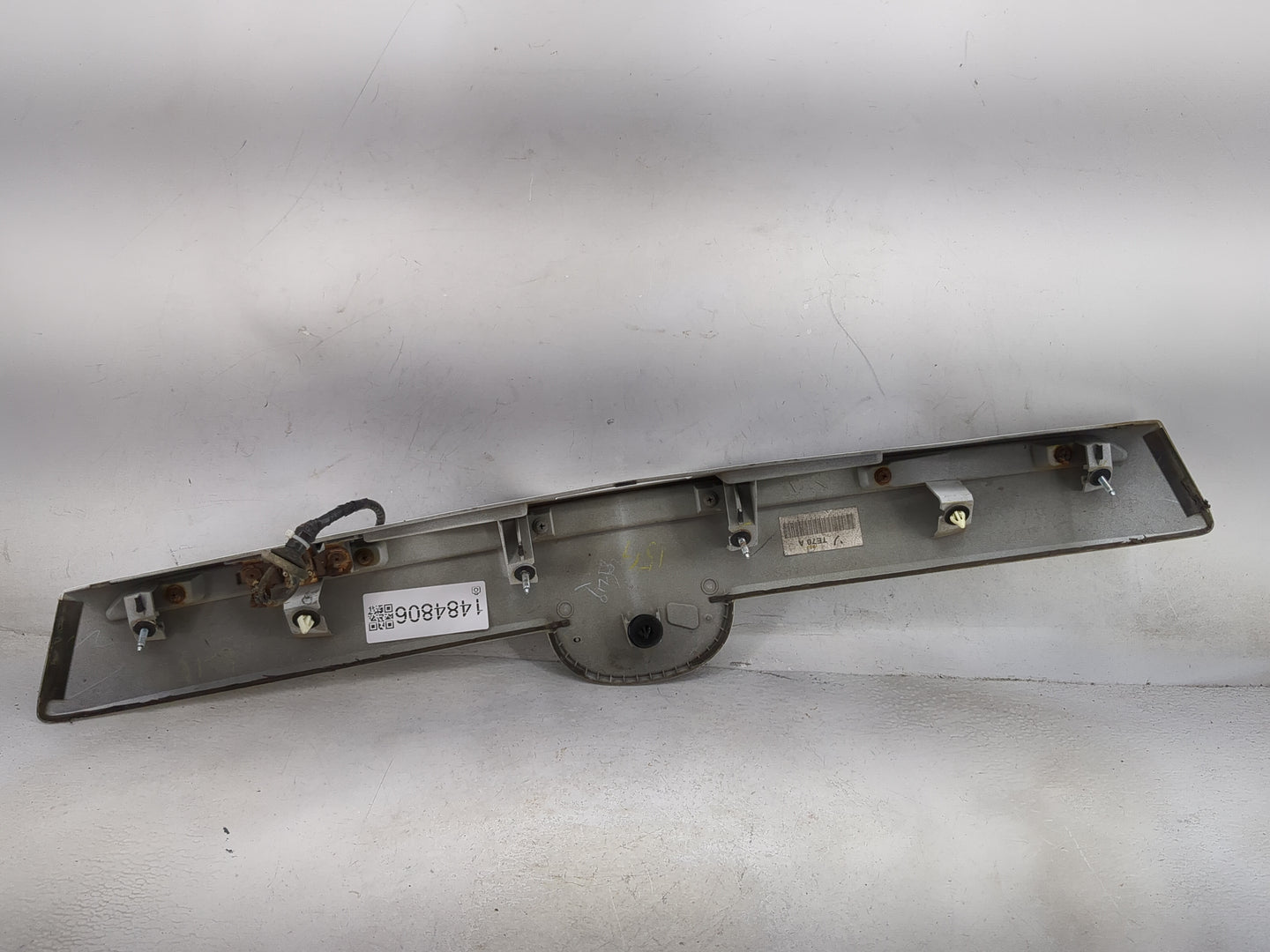 2012 Mazda Cx-9 Trunk Lid-hinge Left Drivers Side White - Oemusedautoparts1.com