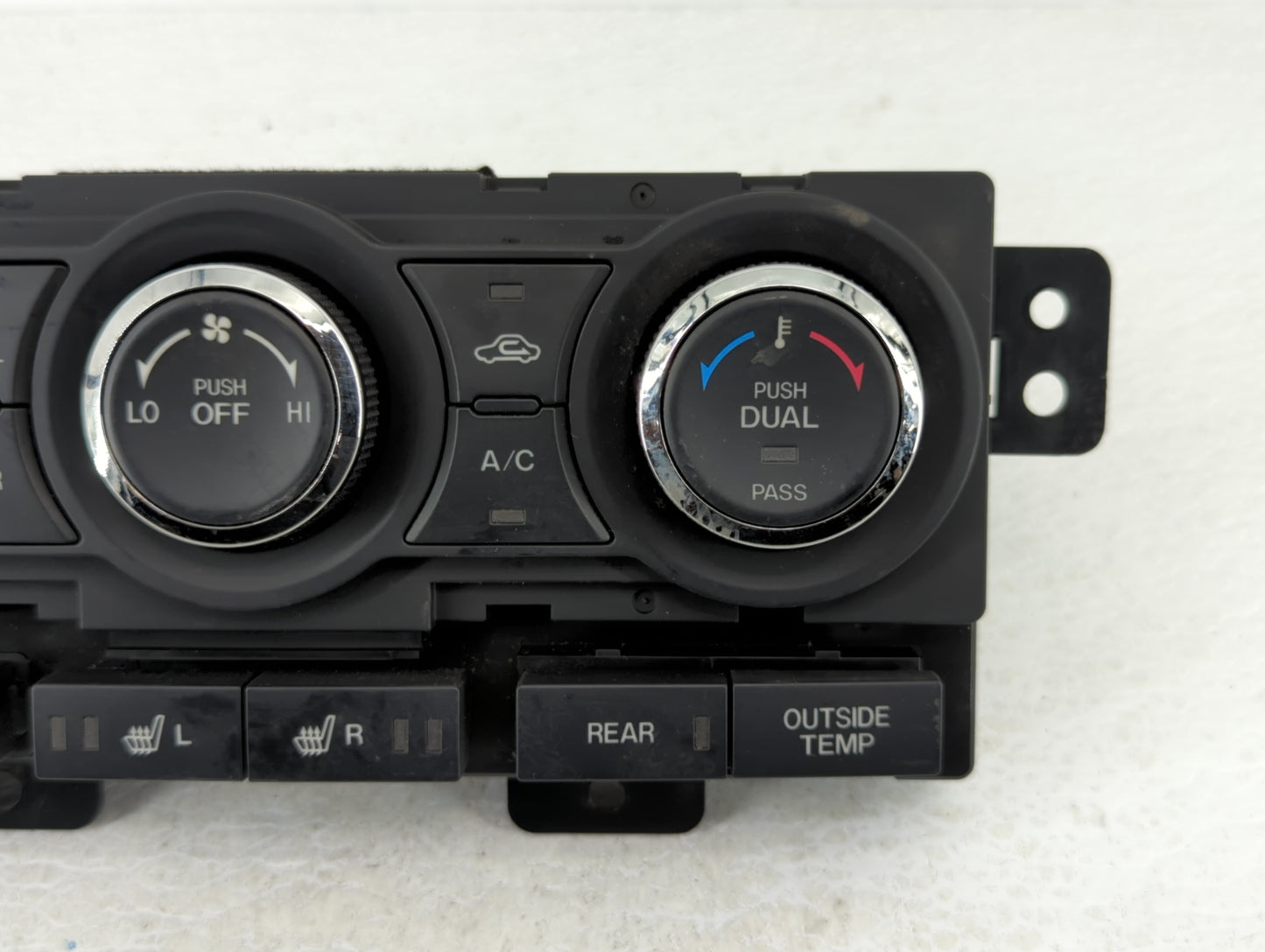 2010-2015 Mazda Cx-9 Climate Control Module Temperature AC/Heater Replacement P/N:TE70-61-190 Fits OEM Used Auto Parts - Oem
