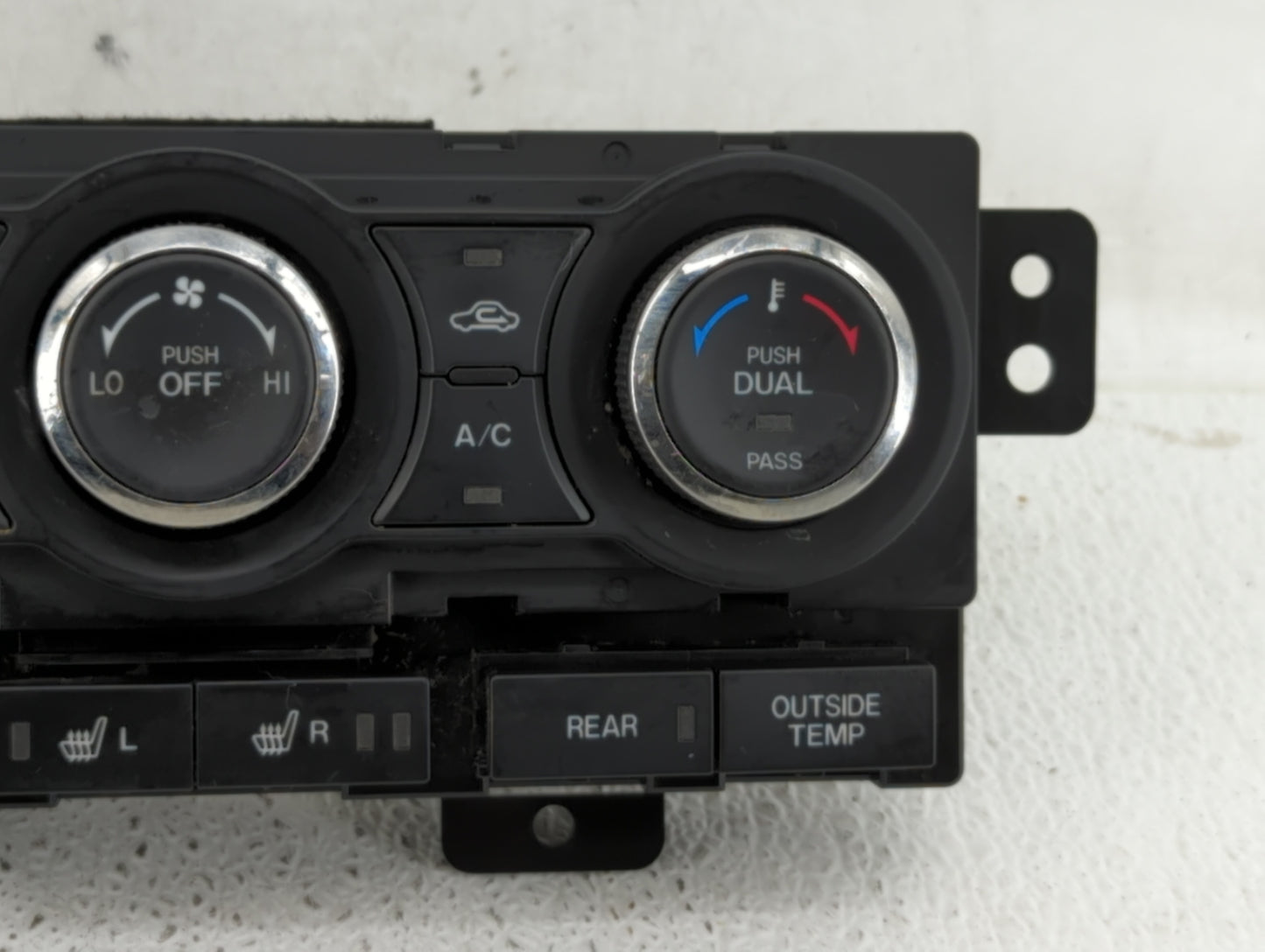 2010-2015 Mazda Cx-9 Climate Control Module Temperature AC/Heater Replacement P/N:TE70-61-190 Fits OEM Used Auto Parts - Oem