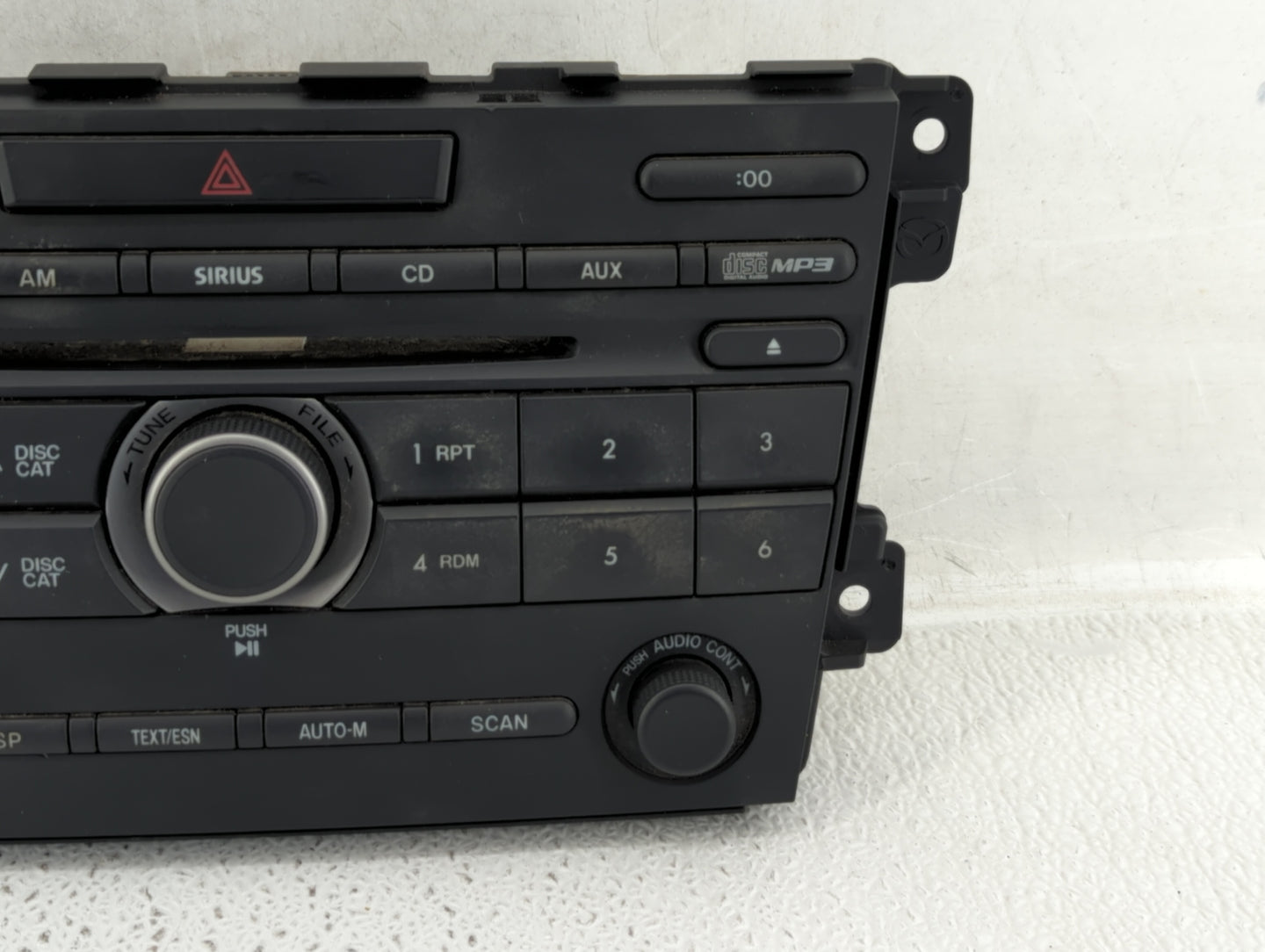 2011-2012 Mazda Cx-9 Radio AM FM Cd Player Receiver Replacement P/N:EH44 66 4H0 Fits Fits 2011 2012 OEM Used Auto Parts - Oe