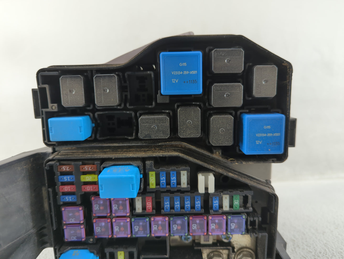 2010-2012 Mazda Cx-9 Fusebox Fuse Box Panel Relay Module P/N:TG20-66760 TG21-66760 Fits Fits 2010 2011 2012 OEM Used Auto Pa