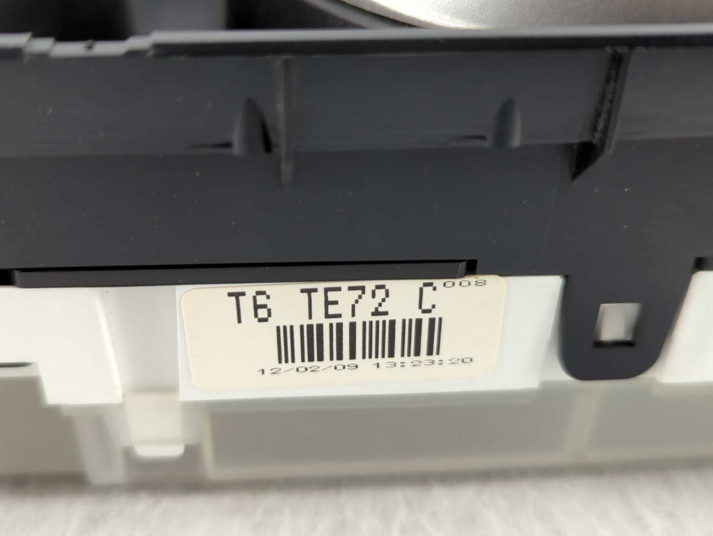 2010-2012 Mazda Cx-9 Instrument Cluster Speedometer Gauges P/N:T6 TE72 C Fits Fits 2010 2011 2012 OEM Used Auto Parts - Oemu