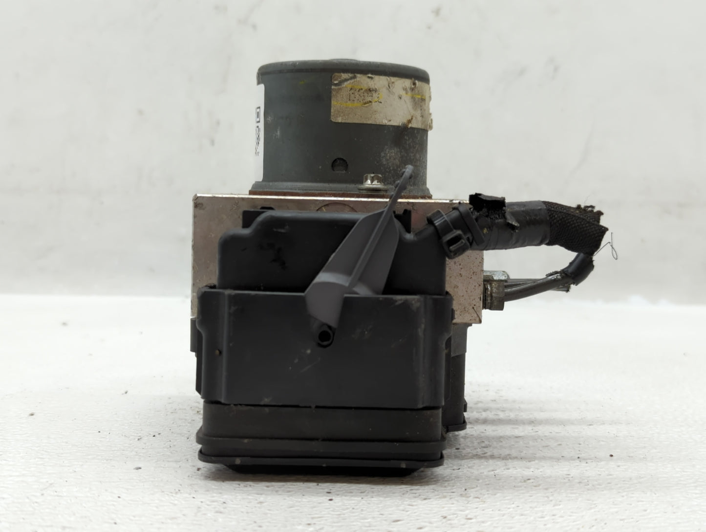2010-2012 Mazda Cx-9 ABS Pump Control Module Replacement Fits Fits 2010 2011 2012 OEM Used Auto Parts - Oemusedautoparts1.co