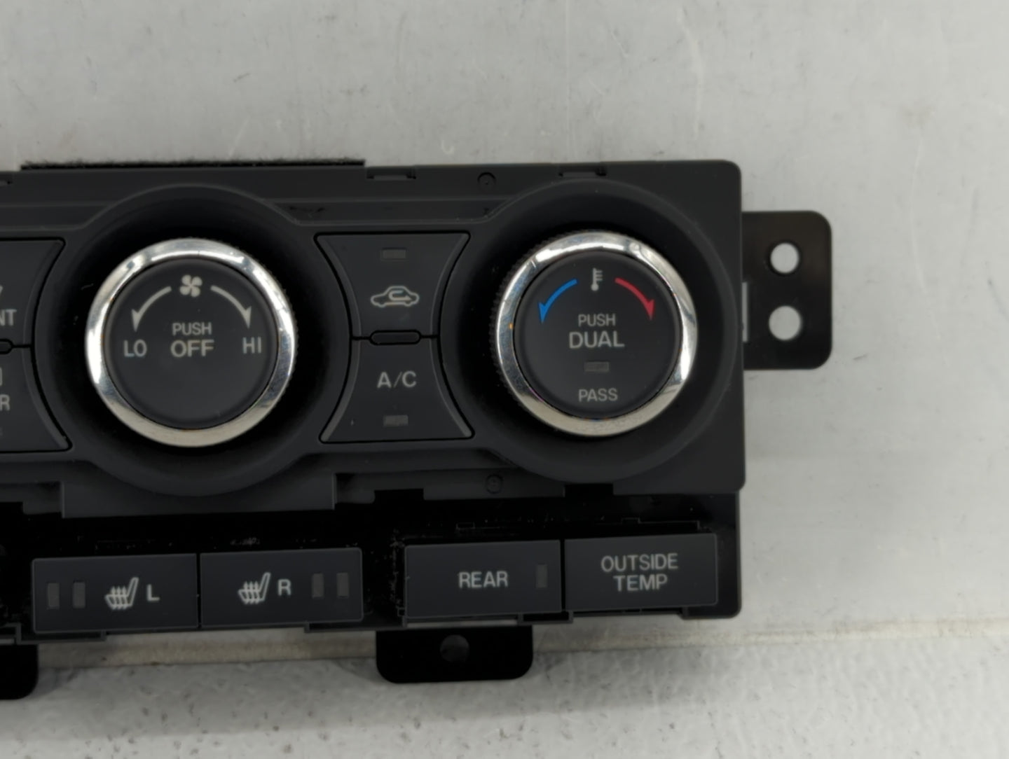 2010-2015 Mazda Cx-9 Climate Control Module Temperature AC/Heater Replacement P/N:TE70-61-190 Fits OEM Used Auto Parts - Oem