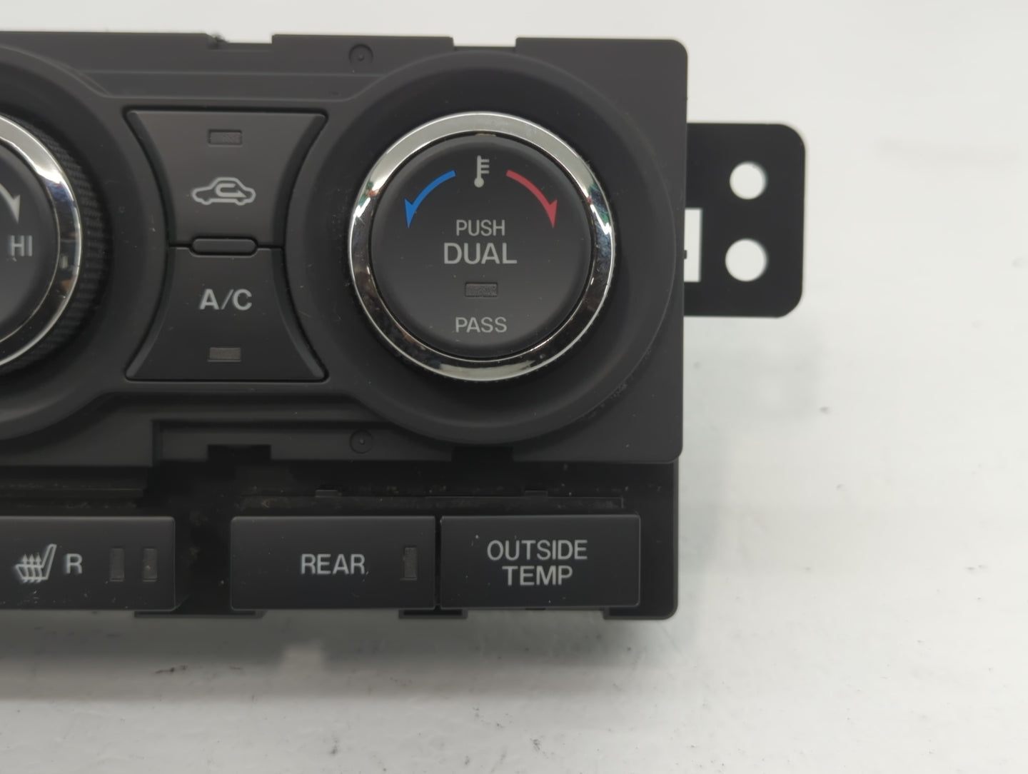 2010-2015 Mazda Cx-9 Climate Control Module Temperature AC/Heater Replacement P/N:221Y TE70-61-190 Fits OEM Used Auto Parts 