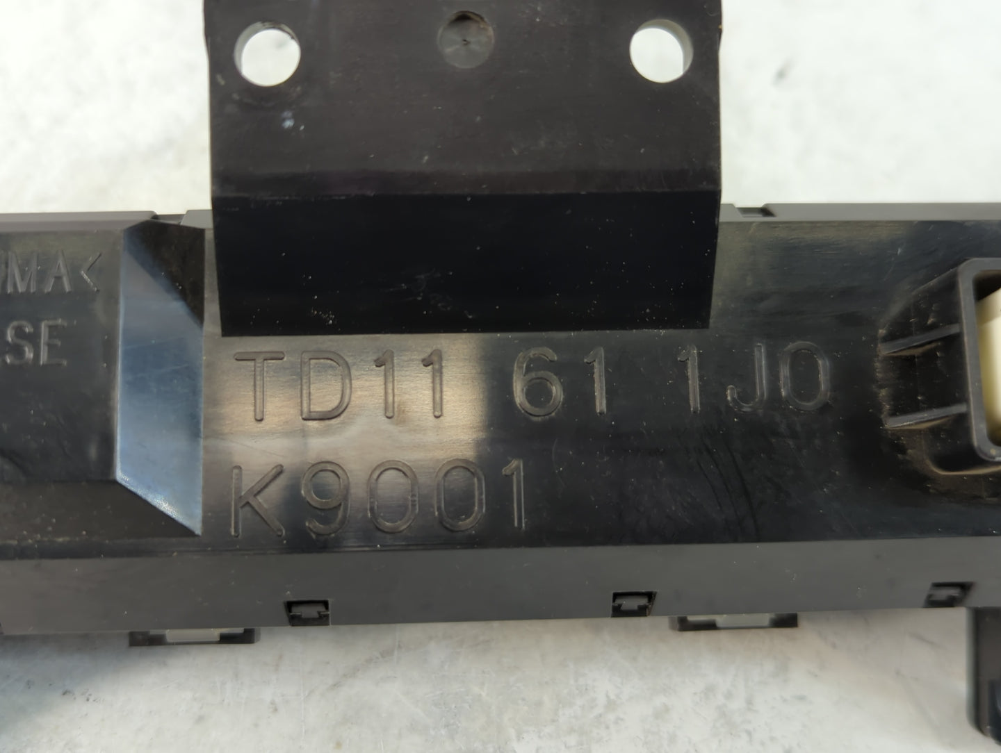 2010-2012 Mazda Cx-9 Am Fm Cd Player Radio Receiver - Oemusedautoparts1.com