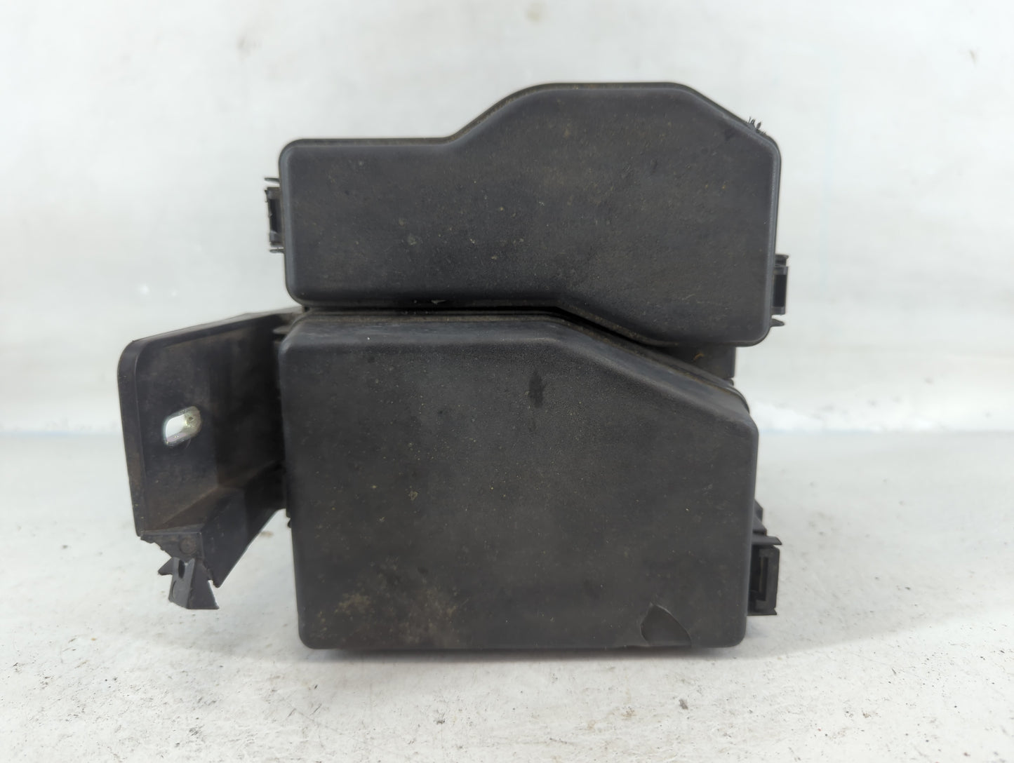 2010-2012 Mazda Cx-9 Fusebox Fuse Box Panel Relay Module P/N:TG20-66760 Fits Fits 2010 2011 2012 OEM Used Auto Parts - Oemus