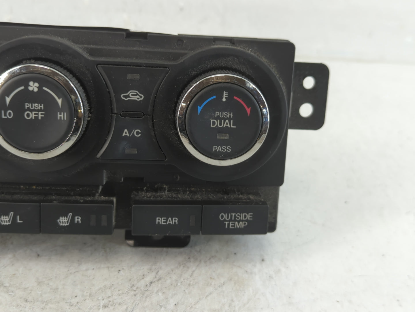 2010-2015 Mazda Cx-9 Climate Control Module Temperature AC/Heater Replacement P/N:TE70-61-190 Fits OEM Used Auto Parts - Oem