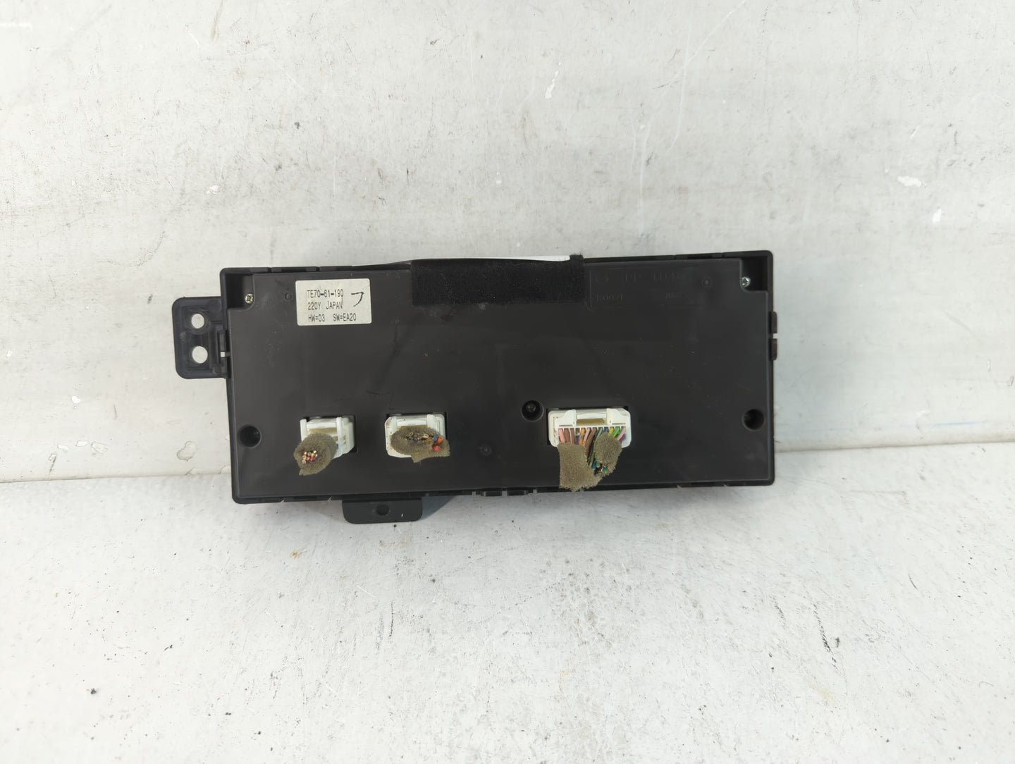 2010-2015 Mazda Cx-9 Climate Control Module Temperature AC/Heater Replacement P/N:TE70-61-190 Fits OEM Used Auto Parts - Oem