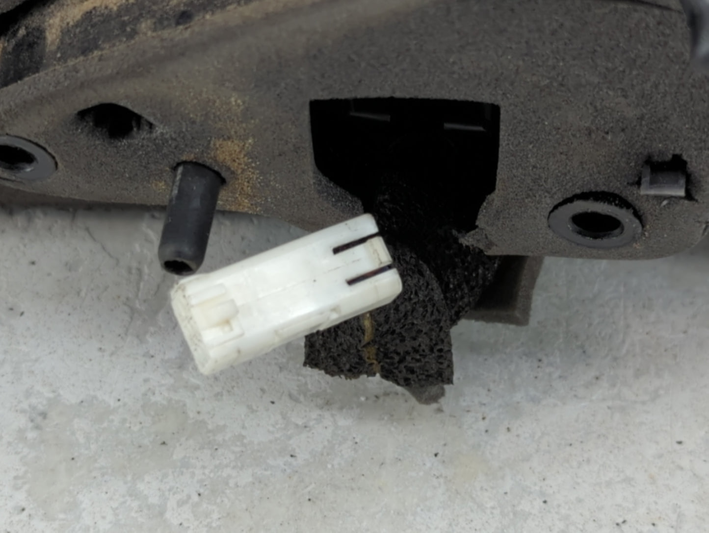 2012 Mazda Mazda3 Passenger Side View Mirror - Right Door Mirror OEM Used - Oemusedautoparts1.com