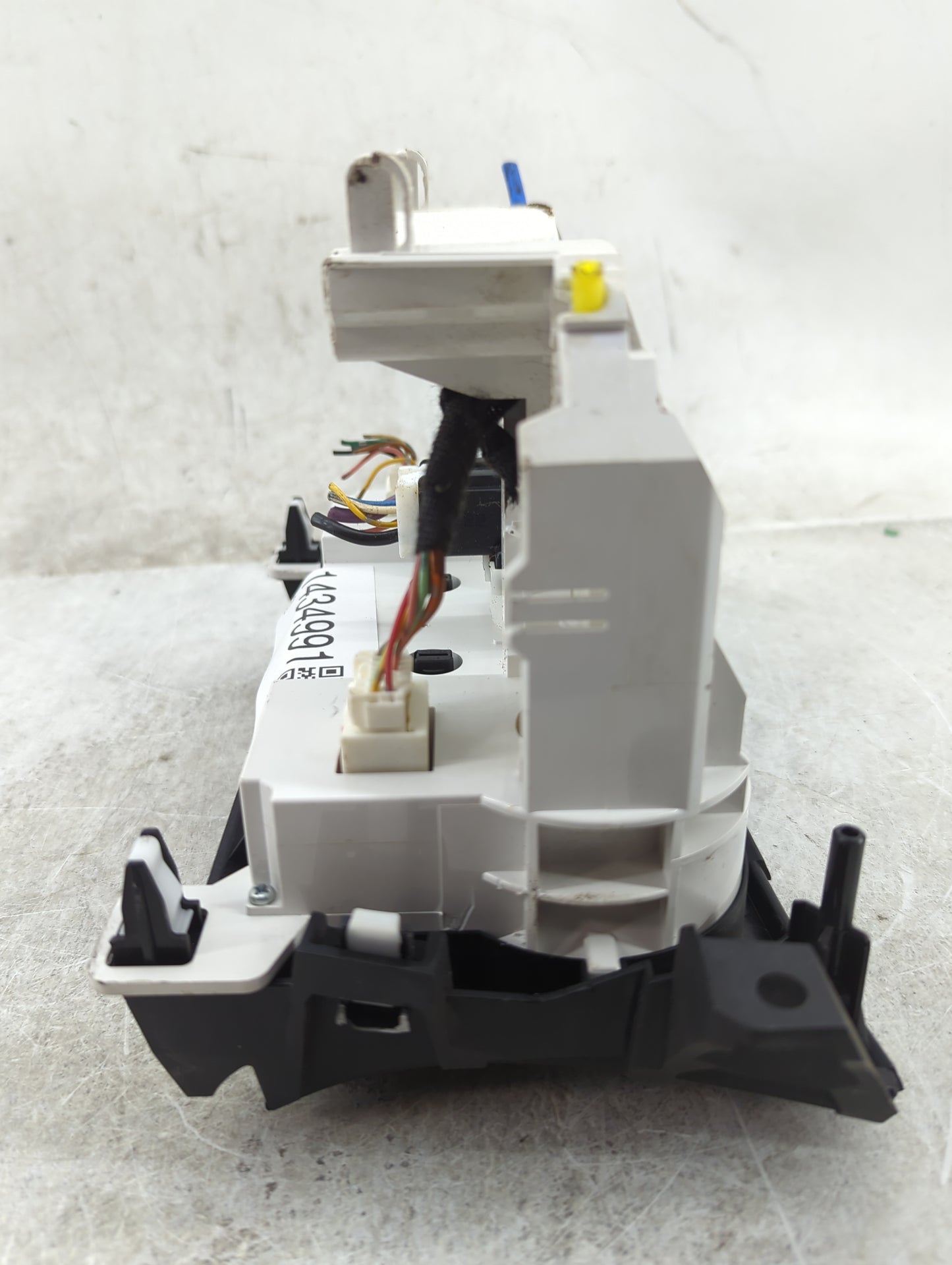 2012 Mazda Mazda3 Climate Control Module Temperature AC/Heater Replacement P/N:BFD1 BFD12F22 Fits Fits 2013 OEM Used Auto Pa