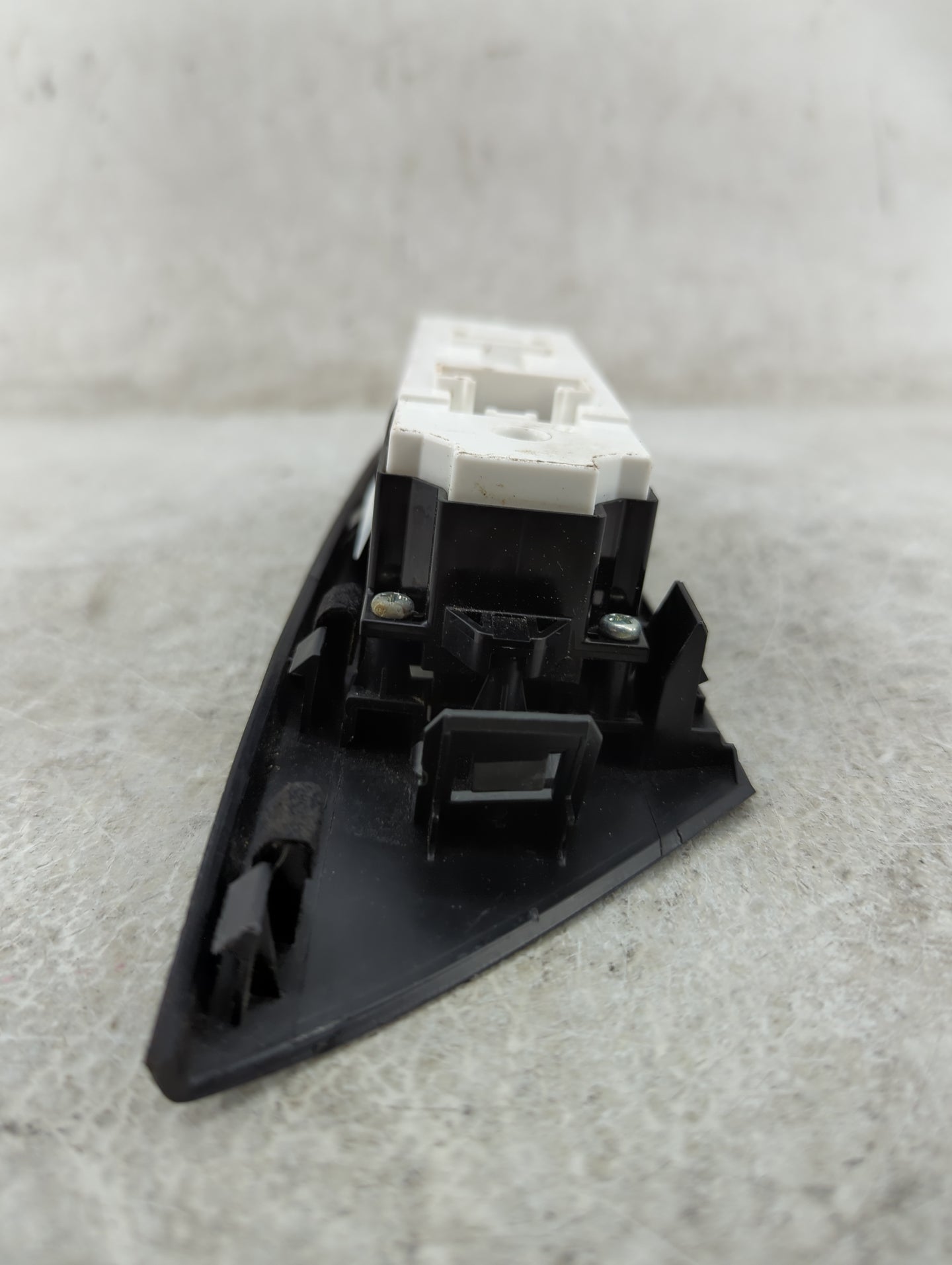 2012 Mazda Mazda3 Master Power Window Switch Replacement Driver Side Left Fits Fits 2010 2011 2013 OEM Used Auto Parts - Oem