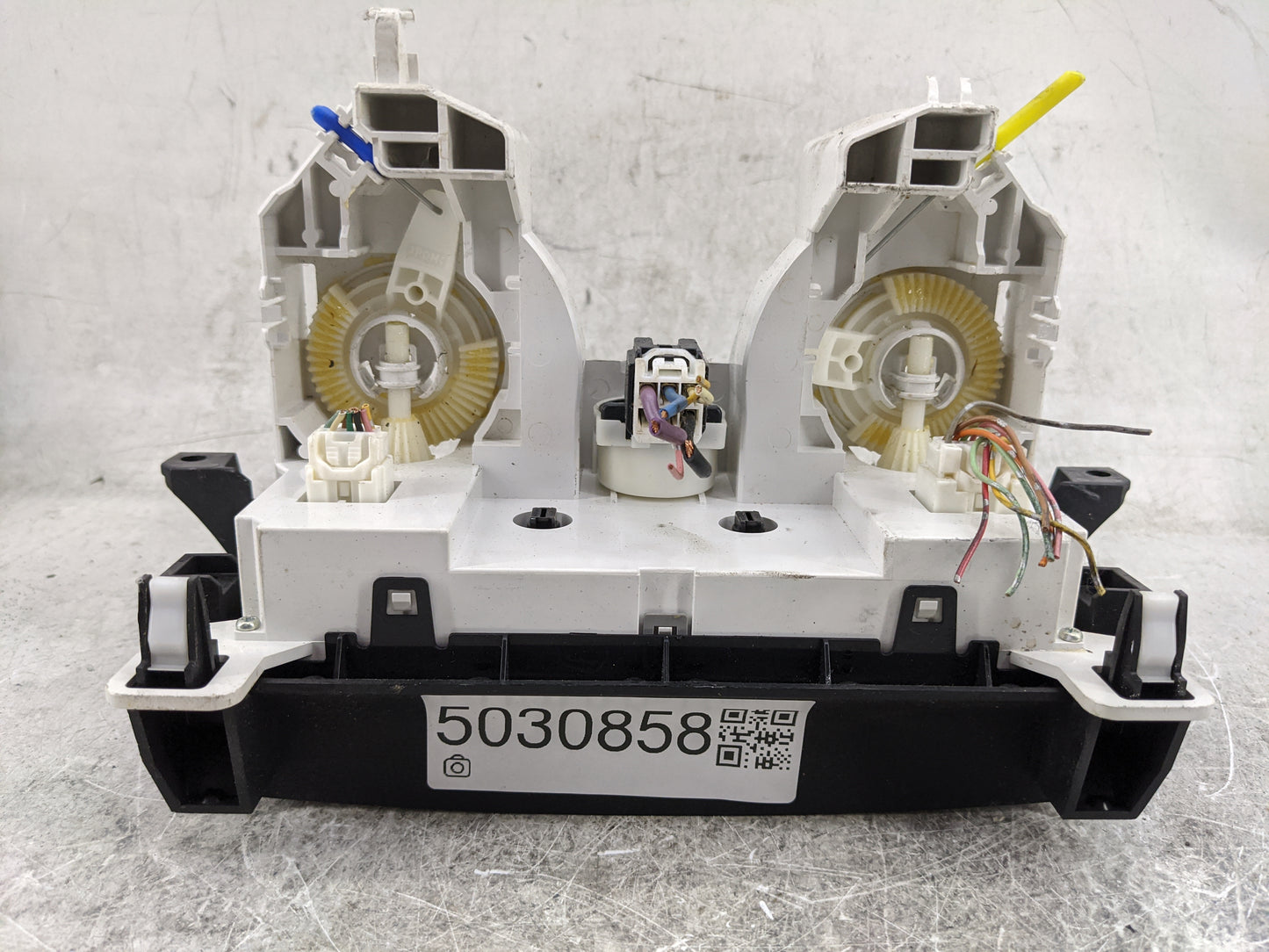 2012 Mazda Mazda3 Climate Control Module Temperature AC/Heater Replacement P/N:BFD1 Fits Fits 2013 OEM Used Auto Parts - Oem