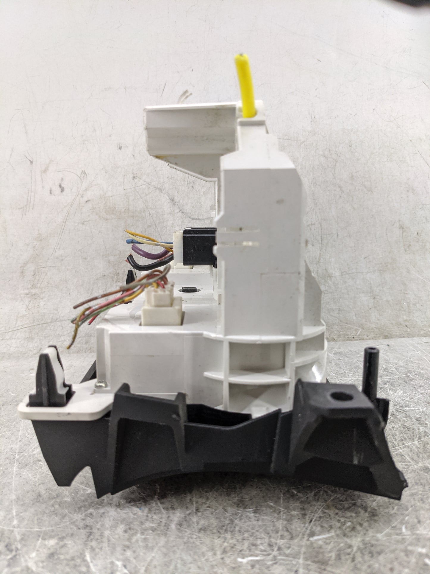 2012 Mazda Mazda3 Climate Control Module Temperature AC/Heater Replacement P/N:BFD1 Fits Fits 2013 OEM Used Auto Parts - Oem