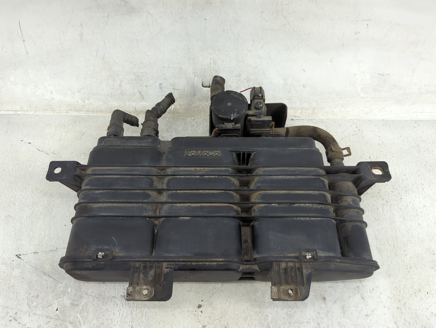 2012 Mazda Mazda 6 Fuel Vapor Charcoal Canister - Oemusedautoparts1.com