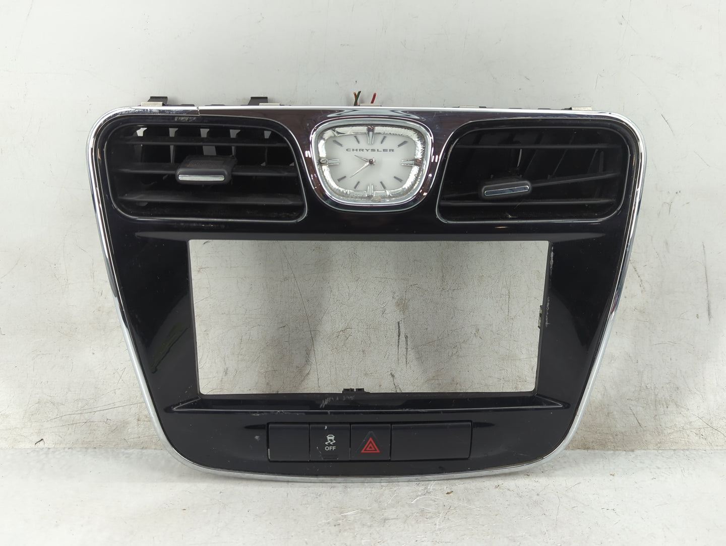 2012 Mercedes-benz 200 Hazard Switch 68044102ab - Oemusedautoparts1.com