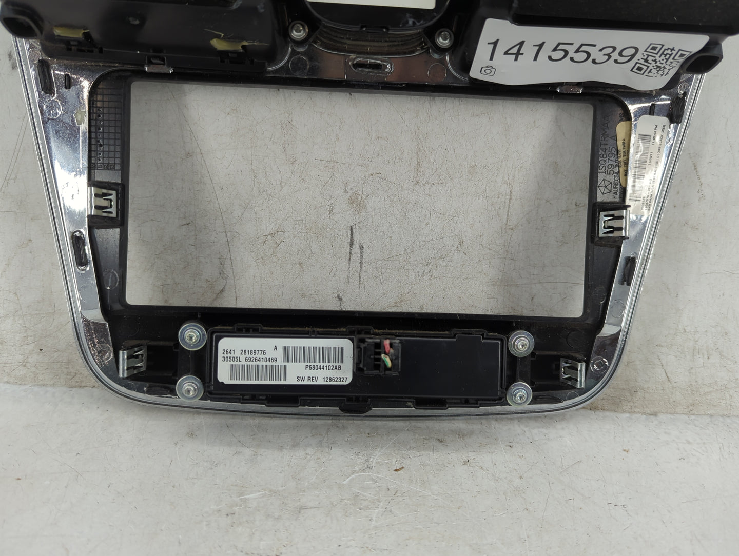 2012 Mercedes-benz 200 Hazard Switch 68044102ab - Oemusedautoparts1.com