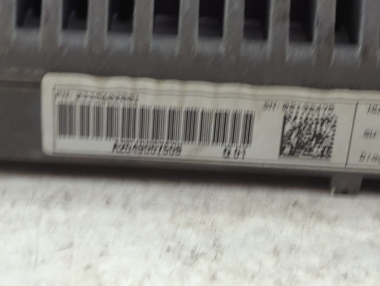 2012 Mercedes-benz C-class Information Display Screen - Oemusedautoparts1.com