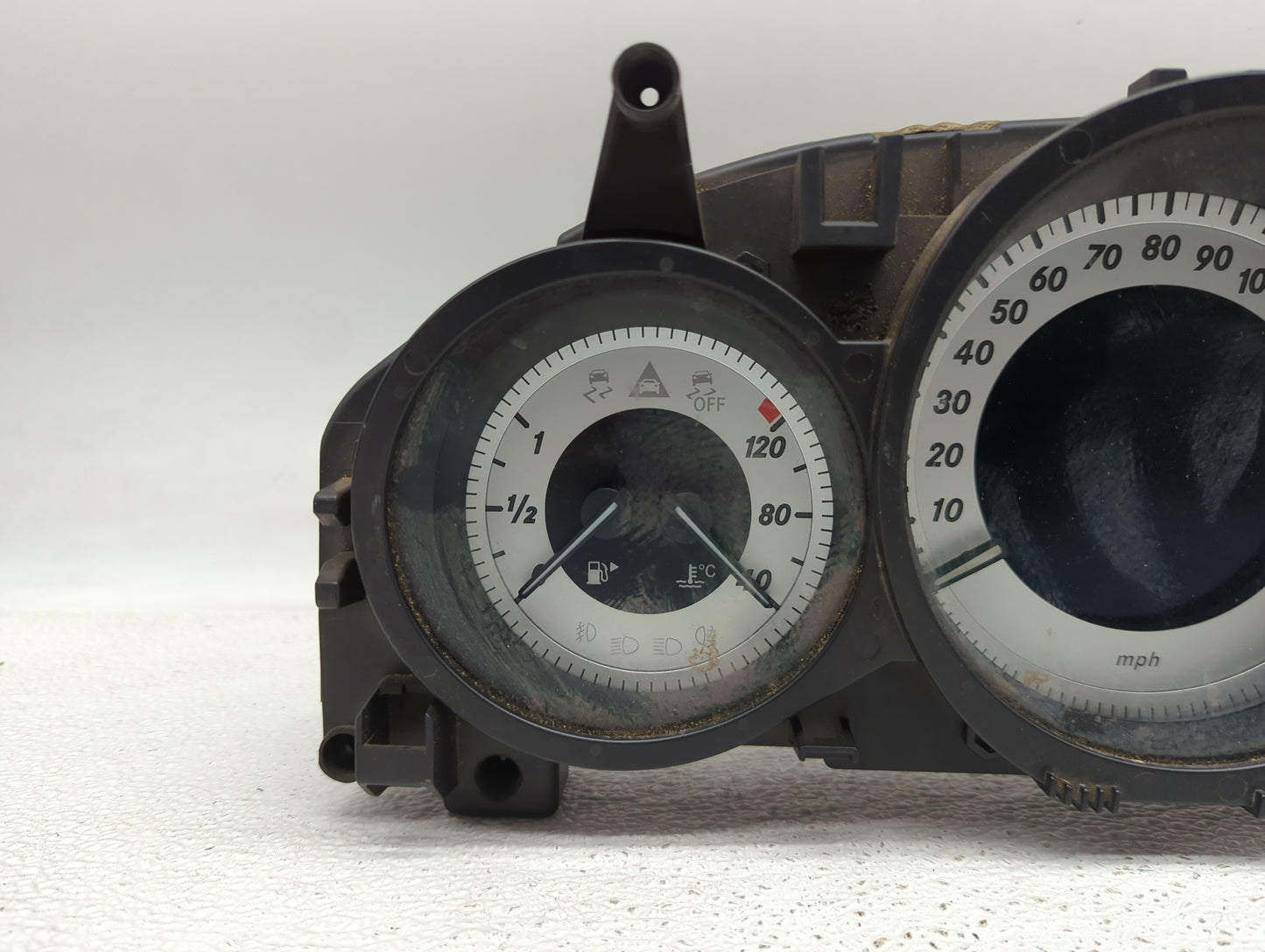 2012 Mercedes-Benz C-Class Instrument Cluster Speedometer Gauges P/N:A2049003808 A2C33221200 Fits OEM Used Auto Parts - Oemu