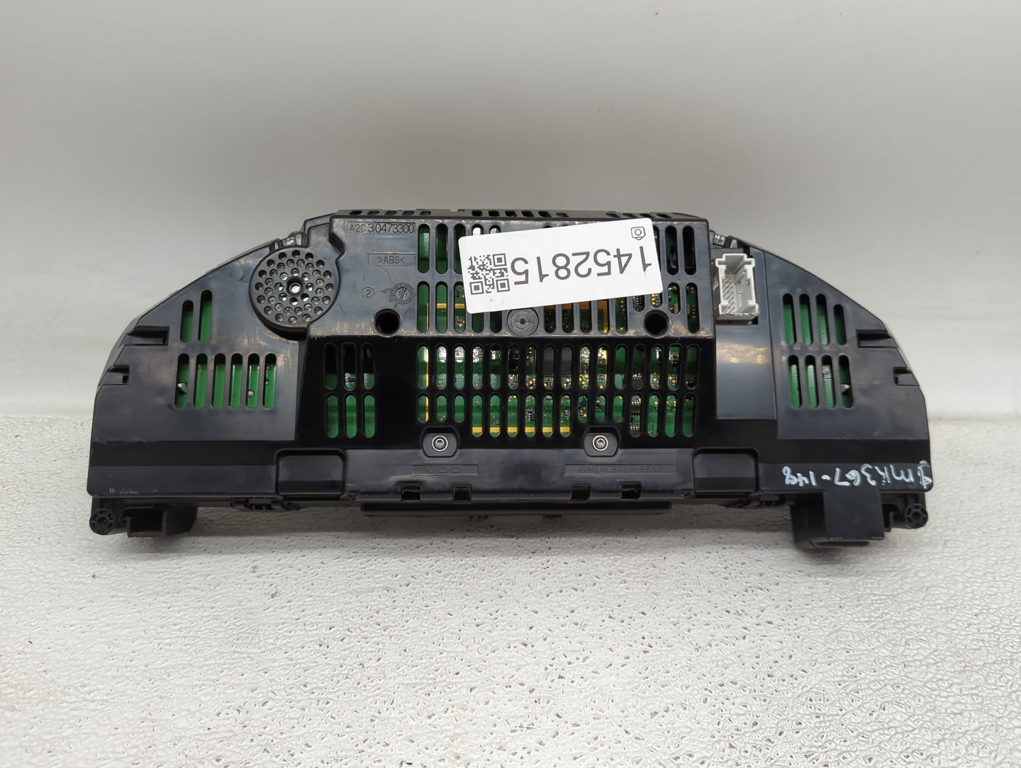 2012 Mercedes-Benz C-Class Instrument Cluster Speedometer Gauges P/N:A2049003808 A2C33221200 Fits OEM Used Auto Parts - Oemu