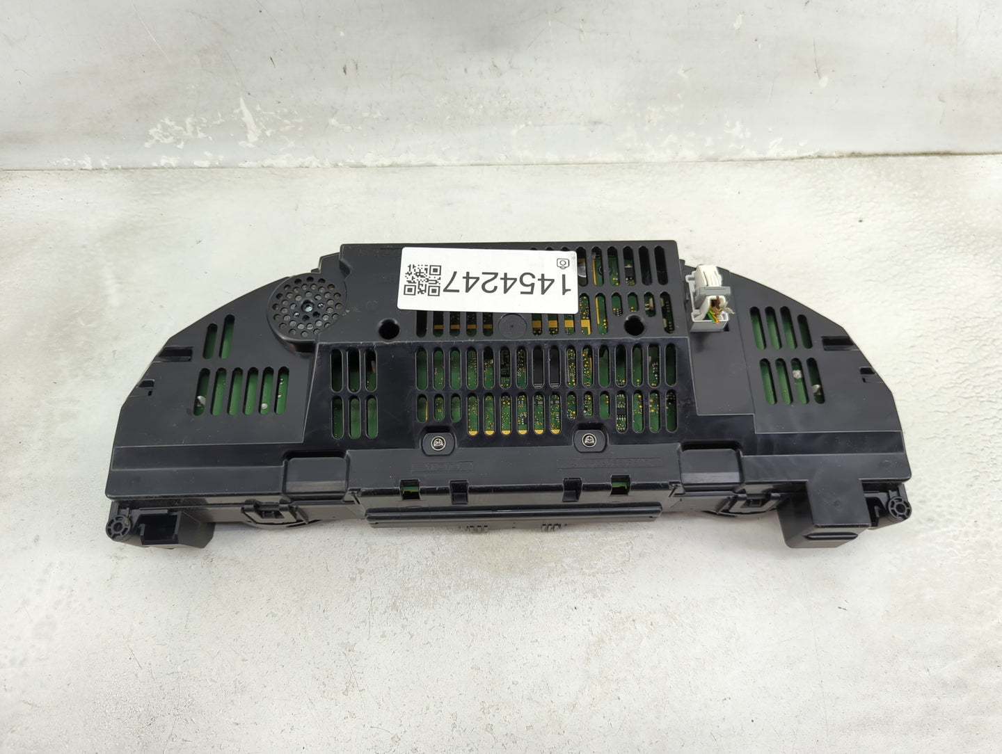 2012 Mercedes-Benz C-Class Instrument Cluster Speedometer Gauges P/N:A2049003808 A2033221200 Miles:66K Fits OEM Used Auto Pa