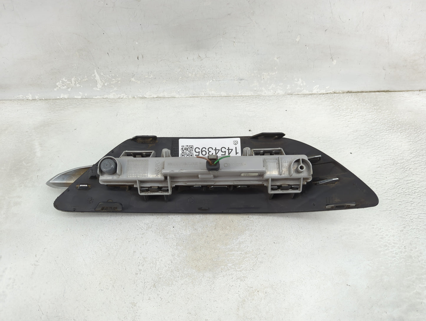Mercedes-benz C-class Passenger Right Oem Front Light Lamp Black - Oemusedautoparts1.com