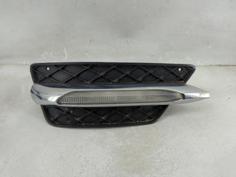 compare product Mercedes-benz C-class Passenger Right Oem Front Light Lamp Black 1454515