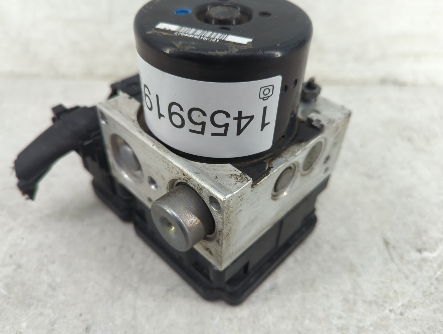 2012 Mercedes-Benz C-Class ABS Pump Control Module Replacement P/N:A1724313712 10.0212-0853.4, A0095404581 Fits OEM Used Aut