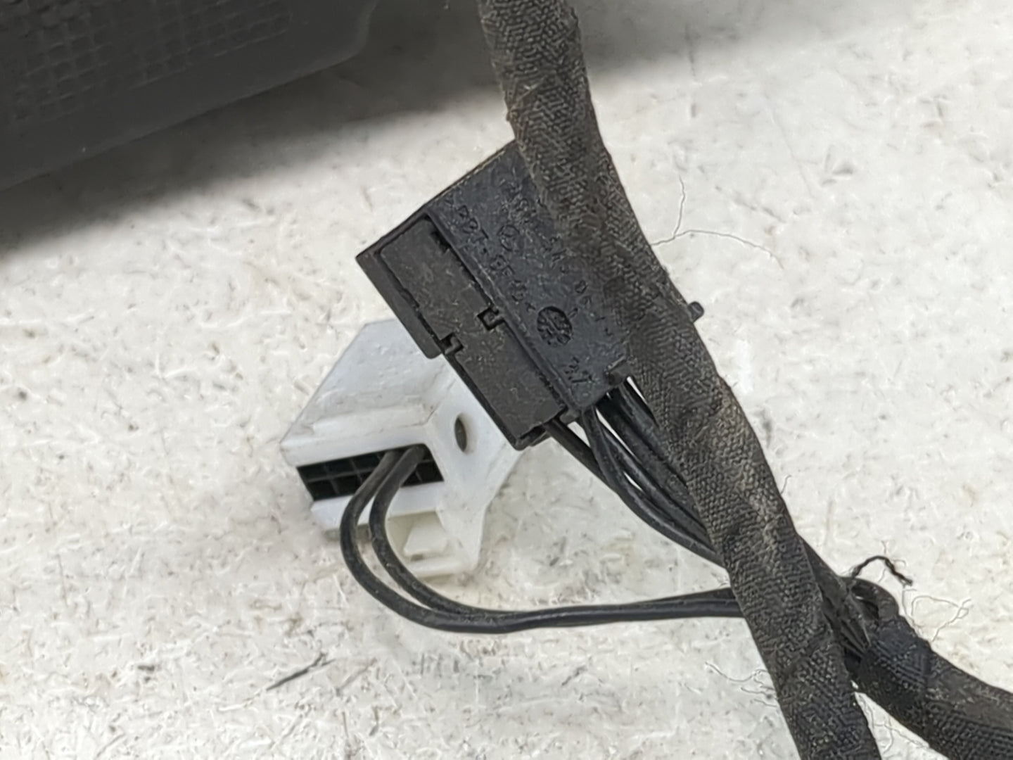 2012 Mercedes-Benz C-Class Passenger Side View Mirror - Right Door Mirror OEM Used - Oemusedautoparts1.com