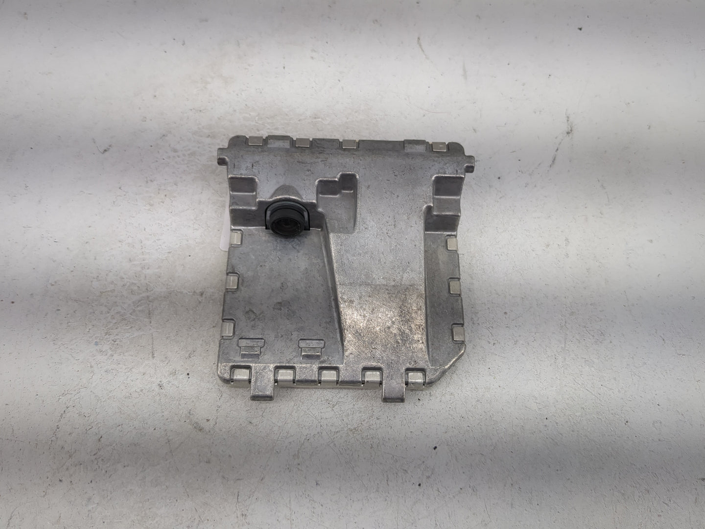 2012 Mercedes-Benz C-Class PCM Engine Control Computer ECU ECM PCU OEM P/N:A0009050504 A0009055050, A0009025900 Fits OEM Use
