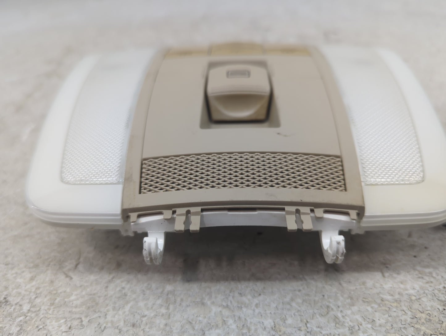 2012 Mercedes-benz C-class Overhead Roof Console - Oemusedautoparts1.com