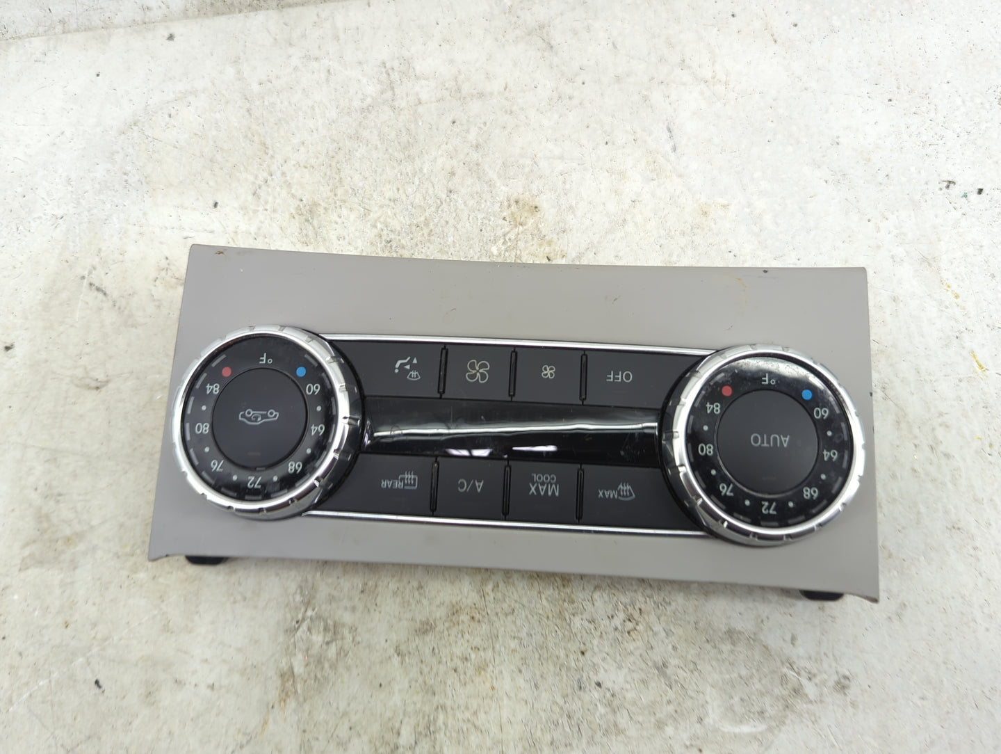 2012 Mercedes-Benz C-Class Climate Control Module Temperature AC/Heater Replacement P/N:A2049001207 Fits Fits 2013 2014 2015