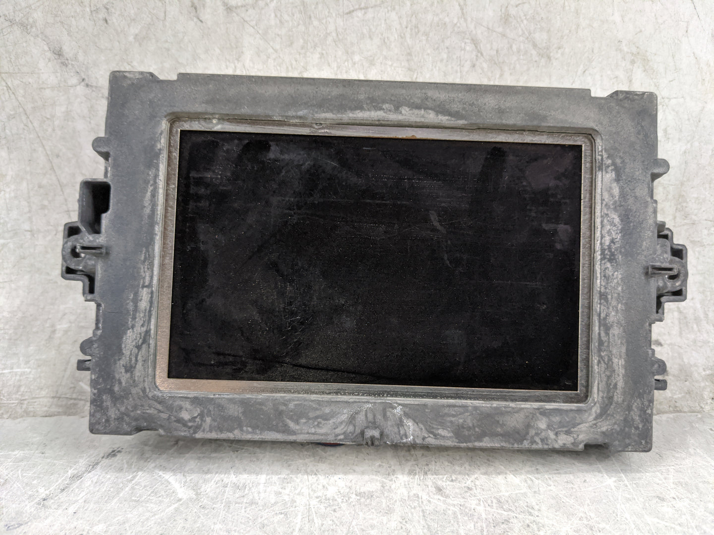 Mercedes-benz C-class Information Display Screen 5031469 - Oemusedautoparts1.com