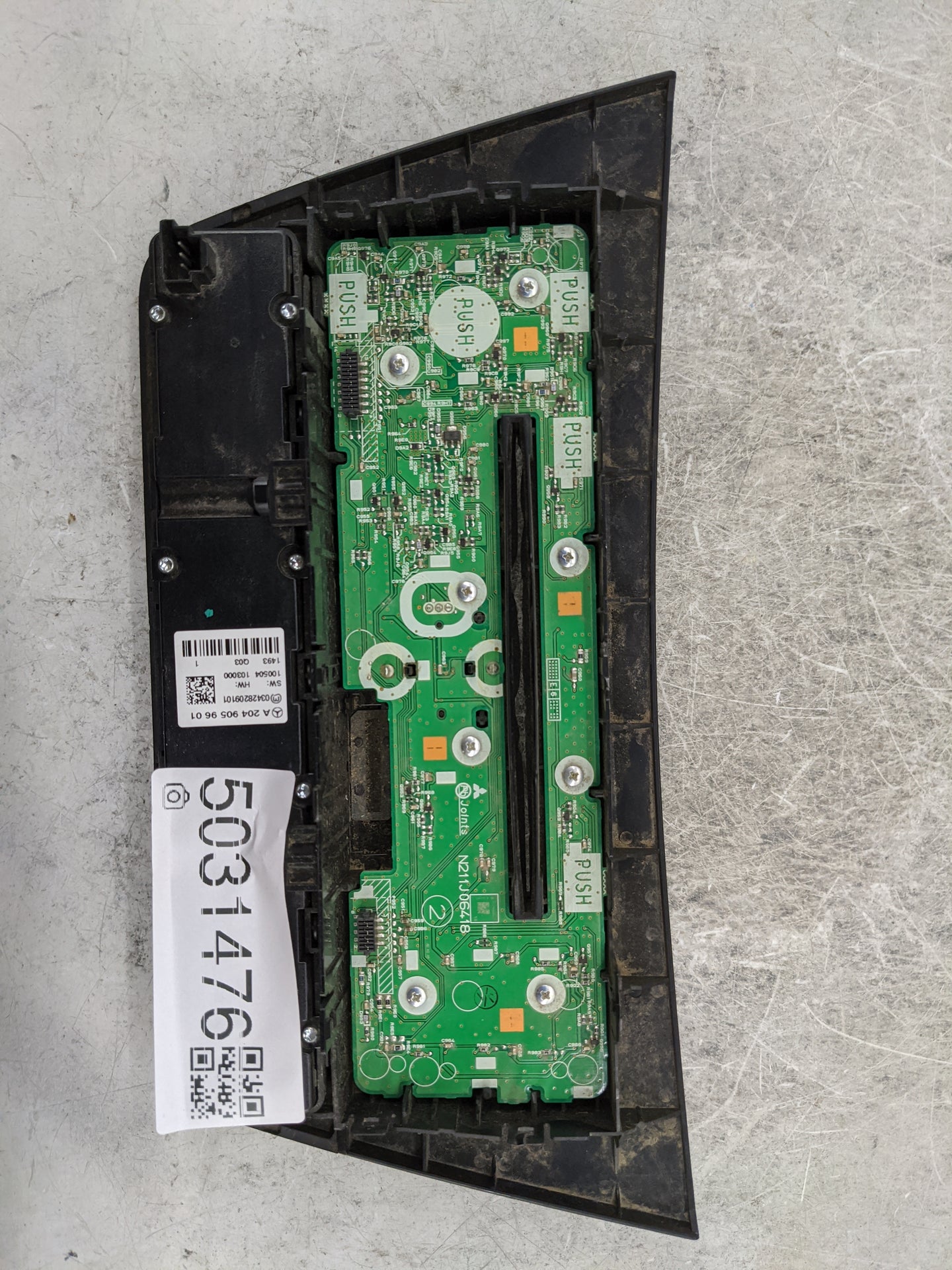2012 Mercedes-Benz C-Class Radio AM FM Cd Player Receiver Replacement P/N:A2049059601 03428209101 Fits OEM Used Auto Parts -
