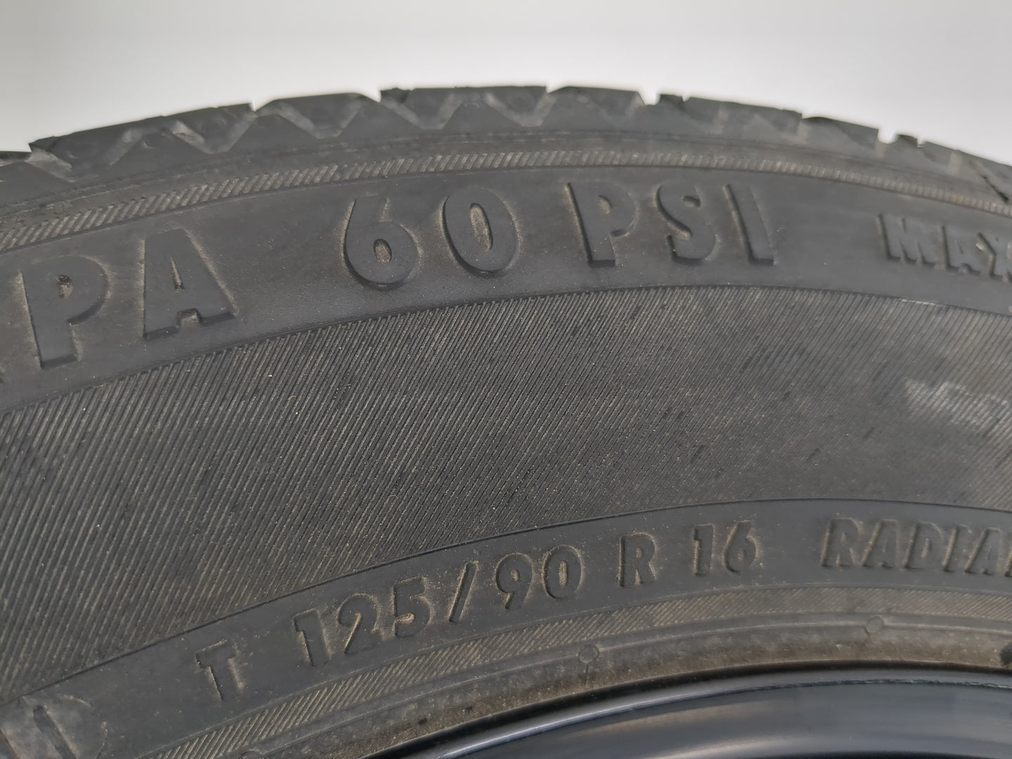 2012 Mercedes-benz C230 Spare Donut Tire Wheel Rim Oem - Oemusedautoparts1.com
