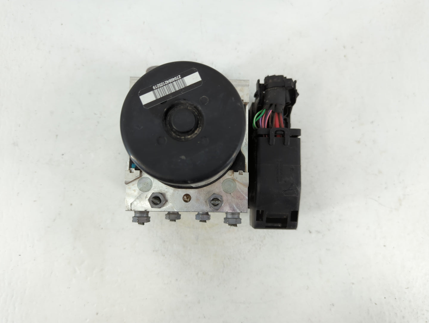 2012 Mercedes-Benz C250 ABS Pump Control Module Replacement P/N:A 172 431 25 12 Fits OEM Used Auto Parts - Oemusedautoparts1