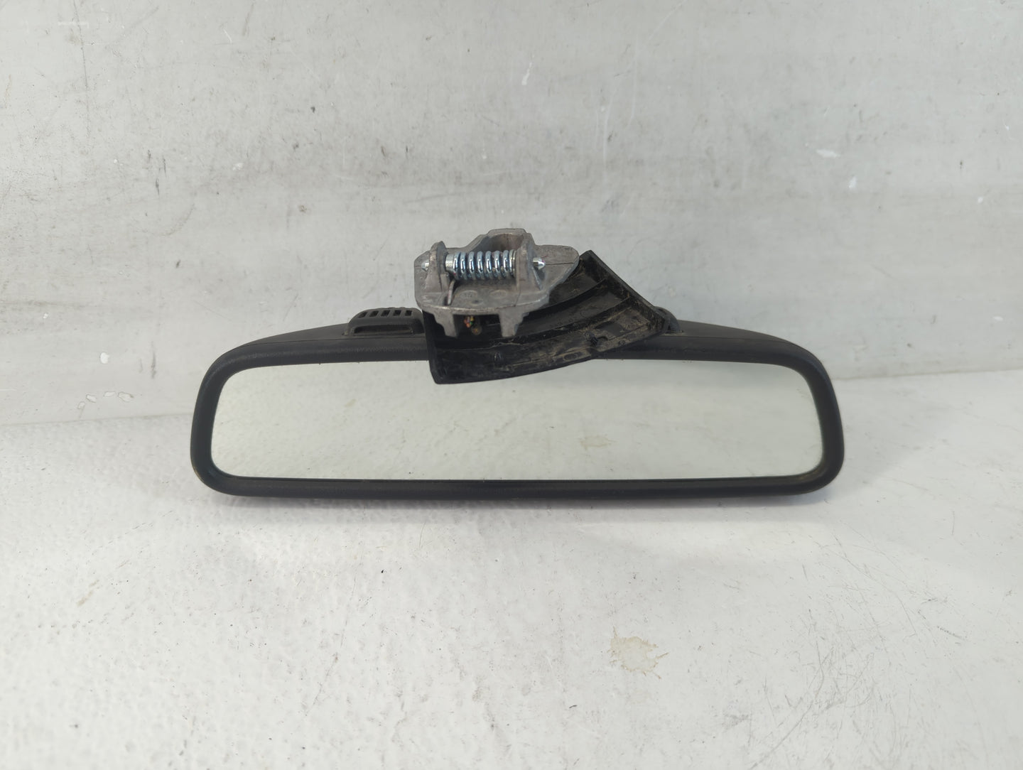 2010-2014 Mercedes-Benz C250 Interior Rear View Mirror Replacement OEM P/N:E11026530 Fits OEM Used Auto Parts - Oemusedautop