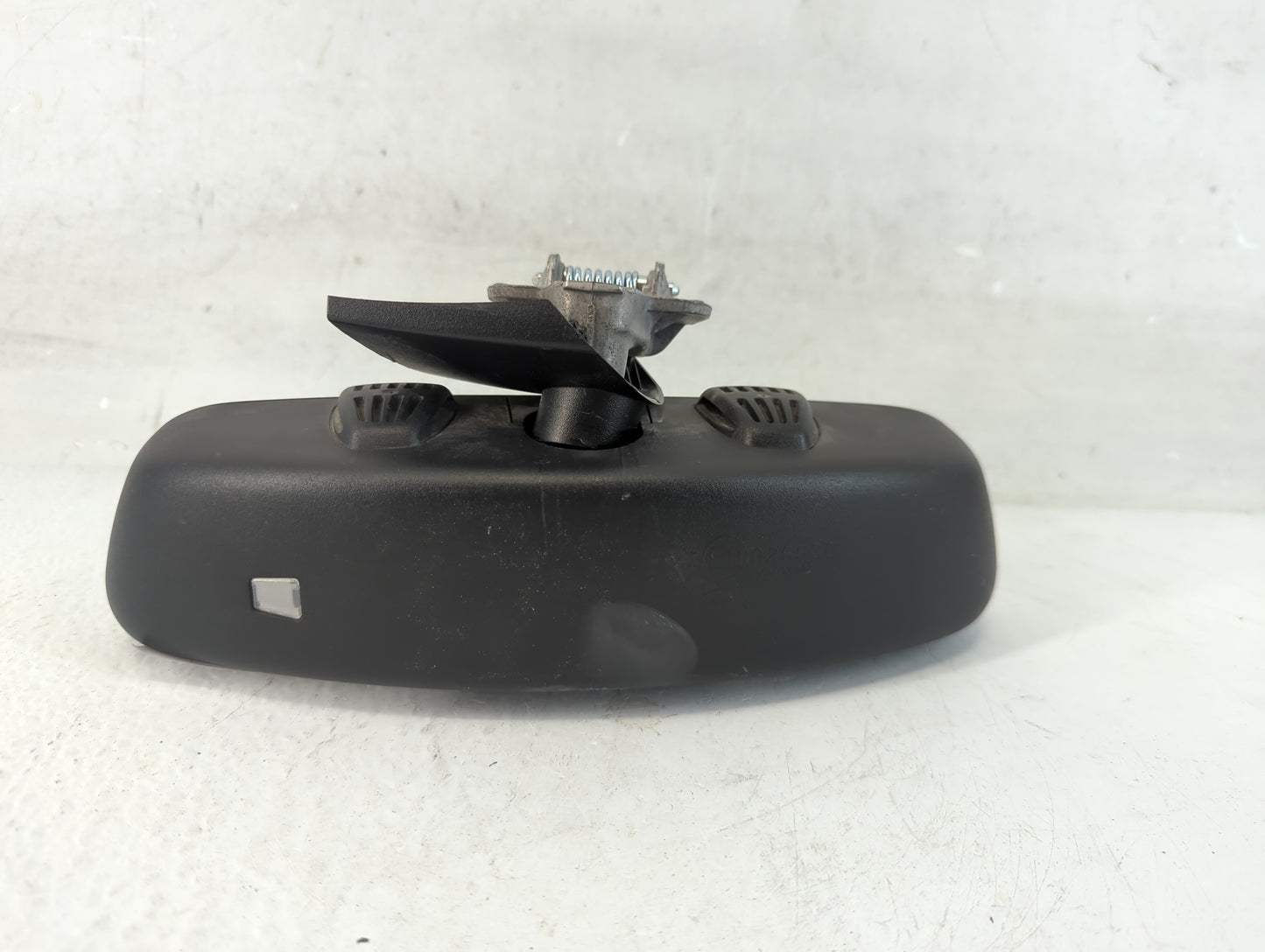 2010-2014 Mercedes-Benz C250 Interior Rear View Mirror Replacement OEM P/N:E11026530 Fits OEM Used Auto Parts - Oemusedautop