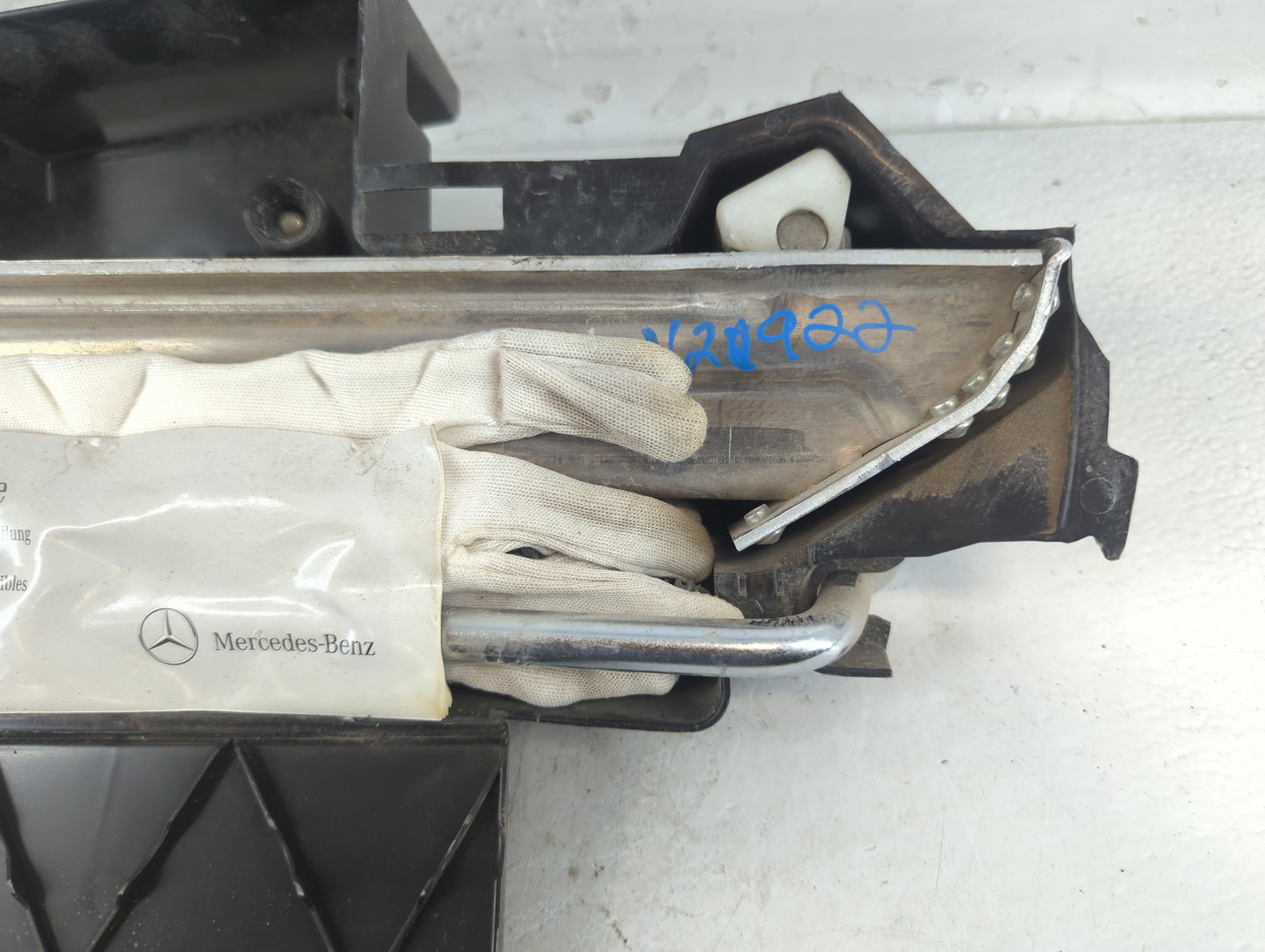 2012 Mercedes-benz C250 Spare Scissor Car Jack - Oemusedautoparts1.com