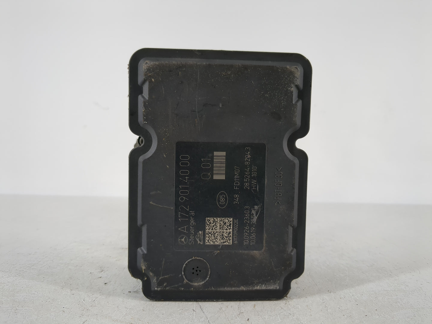2012 Mercedes-Benz C250 ABS Pump Control Module Replacement P/N:A 172 431 25 12 Fits OEM Used Auto Parts - Oemusedautoparts1