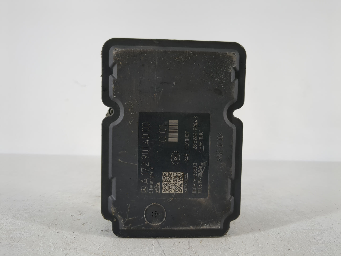 2012 Mercedes-Benz C250 ABS Pump Control Module Replacement P/N:A 172 431 25 12 Fits OEM Used Auto Parts - Oemusedautoparts1