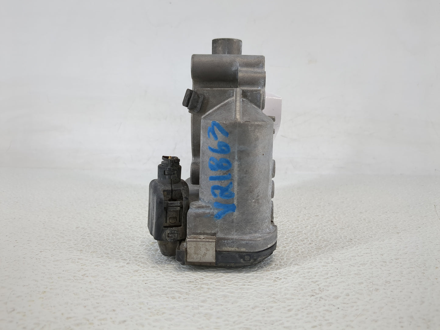 2012-2015 Mercedes-Benz C250 Throttle Body P/N:A 266 141 05 25 Fits Fits 2006 2007 2008 2009 2010 2011 2012 2013 2014 2015 O