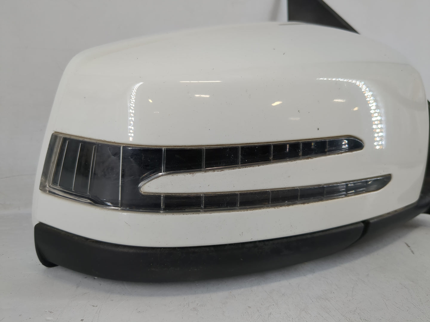 2012-2015 Mercedes-Benz C250 Passenger Side View Mirror - Right Door Mirror OEM Used - Oemusedautoparts1.com