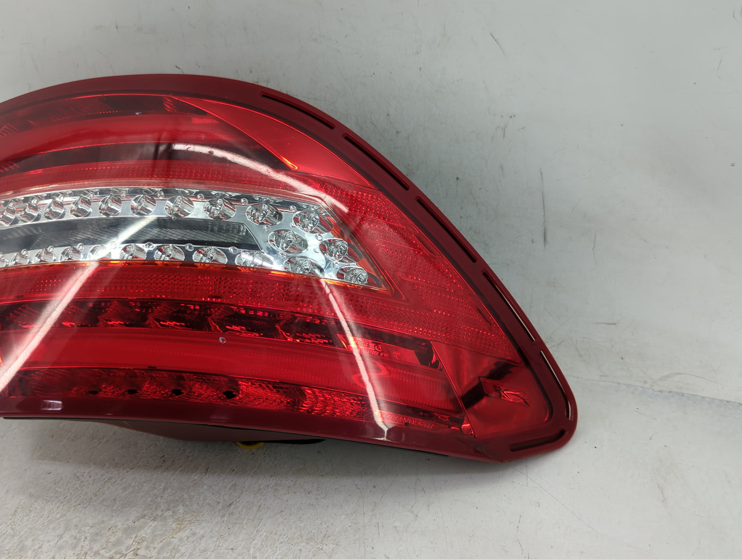 2012-2015 Mercedes-Benz C250 Tail Light Assembly Driver Left OEM P/N:440-1983L-AS Fits Fits 2012 2013 2014 2015 OEM Used Aut