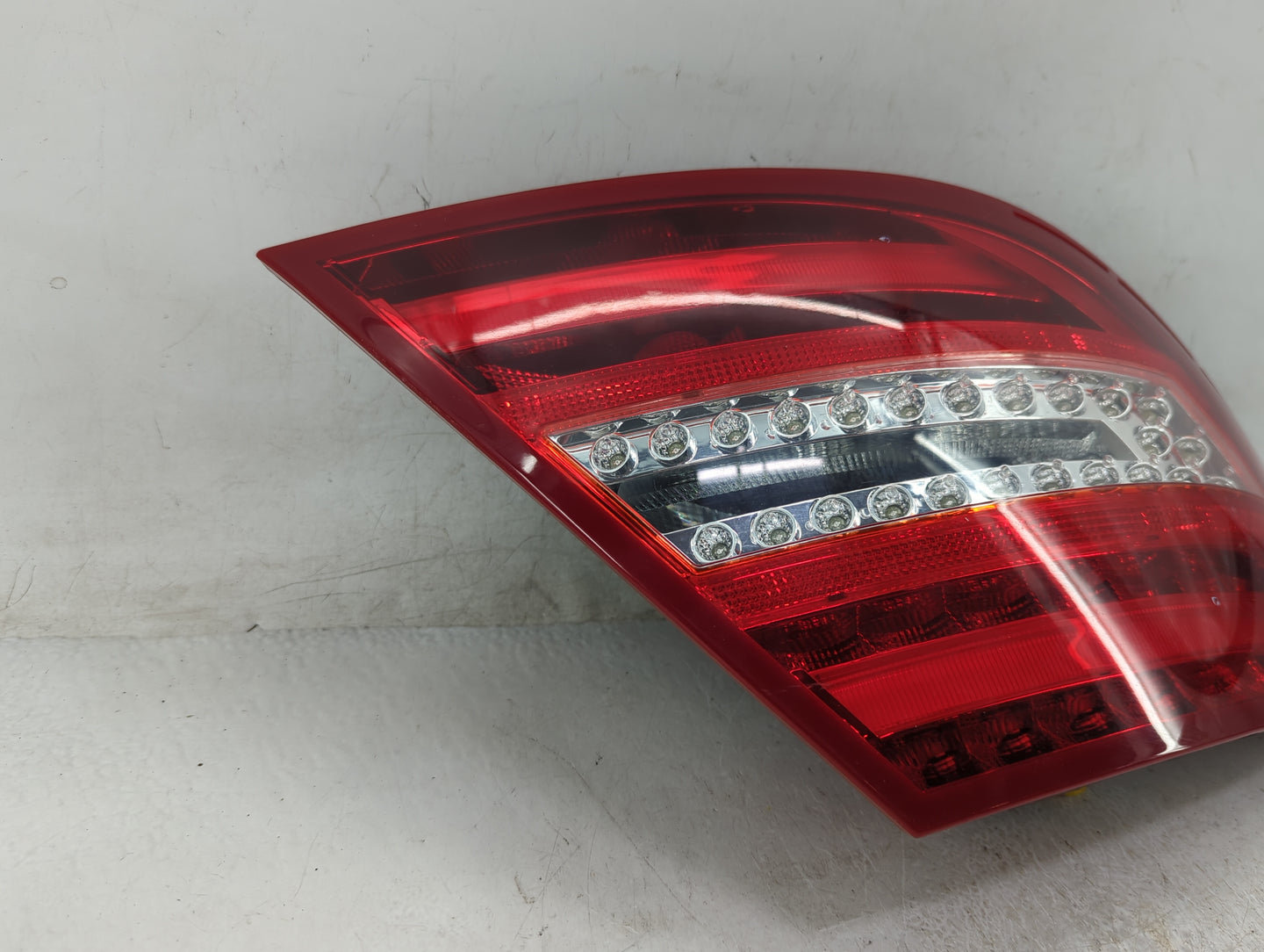 2012-2015 Mercedes-Benz C250 Tail Light Assembly Driver Left OEM P/N:440-1983L-AS Fits Fits 2012 2013 2014 2015 OEM Used Aut