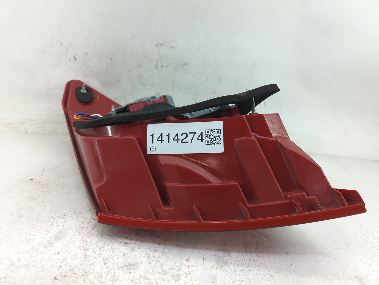 2012-2015 Mercedes-Benz C250 Tail Light Assembly Driver Left OEM P/N:440-1983L-AS Fits Fits 2012 2013 2014 2015 OEM Used Aut