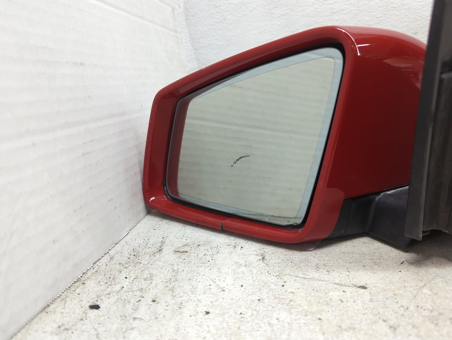 2012-2014 Mercedes-Benz C250 Driver Side View Mirror - Left Door Mirror OEM Used - Oemusedautoparts1.com