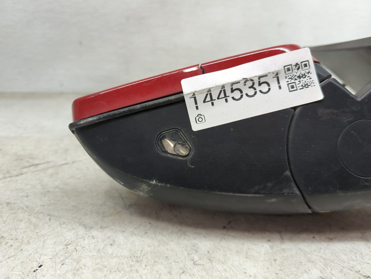2012-2014 Mercedes-Benz C250 Driver Side View Mirror - Left Door Mirror OEM Used - Oemusedautoparts1.com