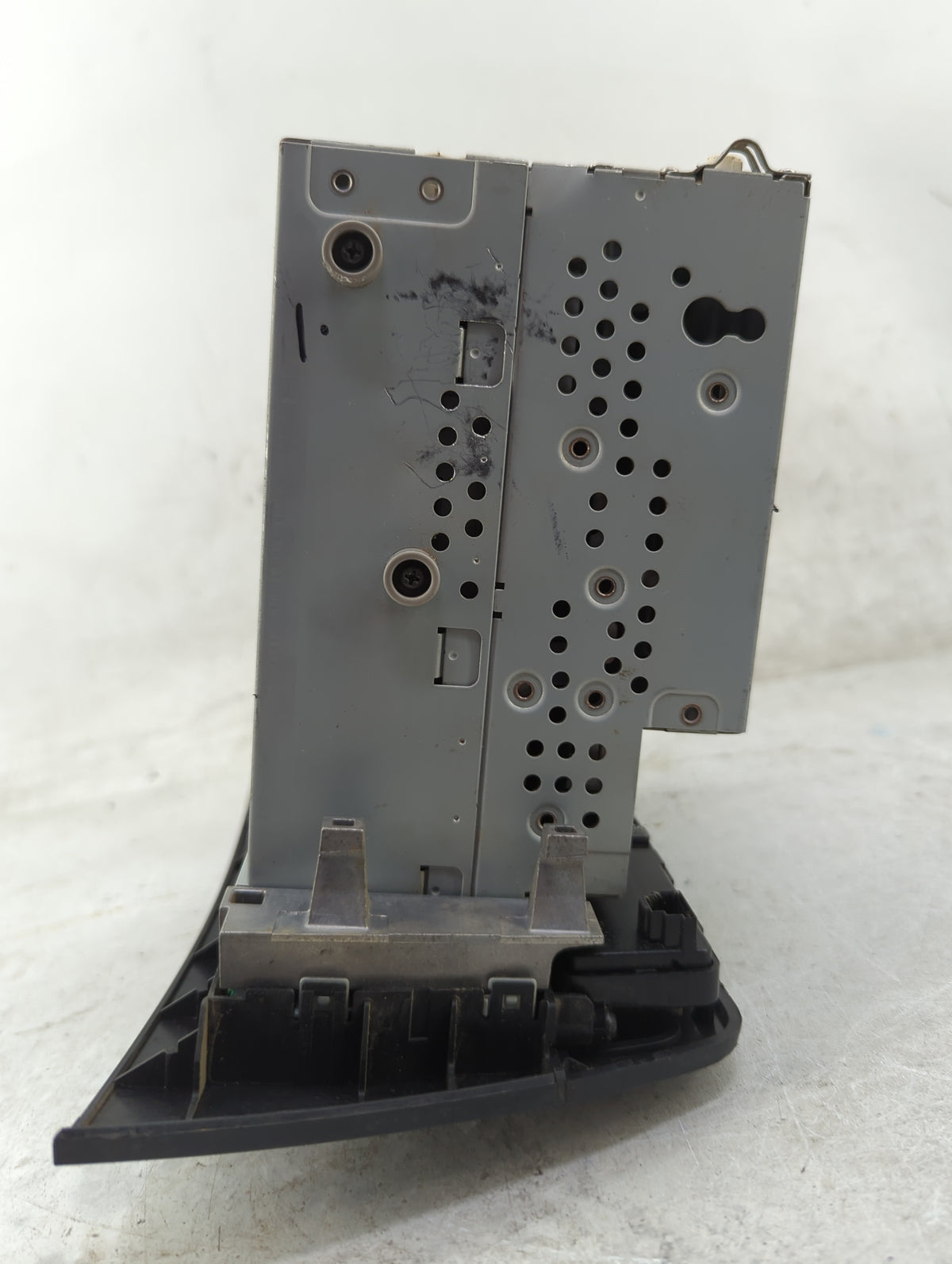 2012 Mercedes-Benz C250 Radio AM FM Cd Player Receiver Replacement P/N:A2049007209 A2049012403, A1729020504 Fits OEM Used Au