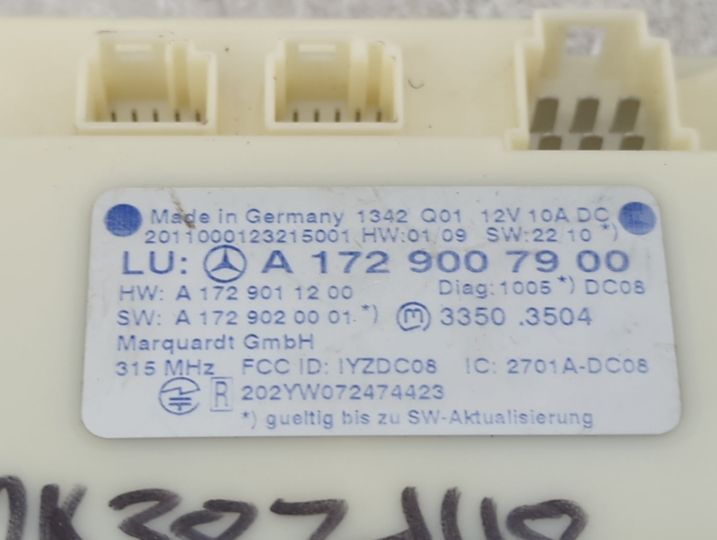 2012-2015 Mercedes-benz C250 Locking Control Module - Oemusedautoparts1.com